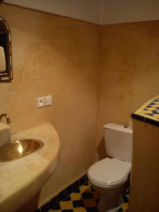 Dar Sarah-Mouassine-Marrakech, Riad Authentique Idealement Situe マラケシュ エクステリア 写真