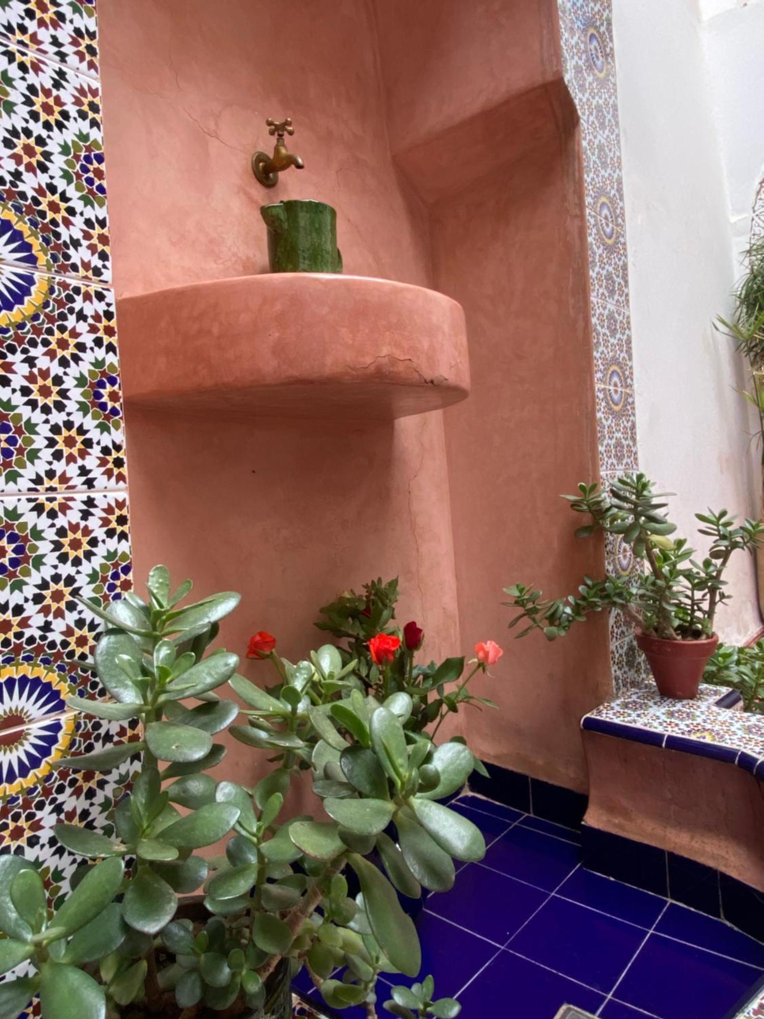 Dar Sarah-Mouassine-Marrakech, Riad Authentique Idealement Situe マラケシュ エクステリア 写真